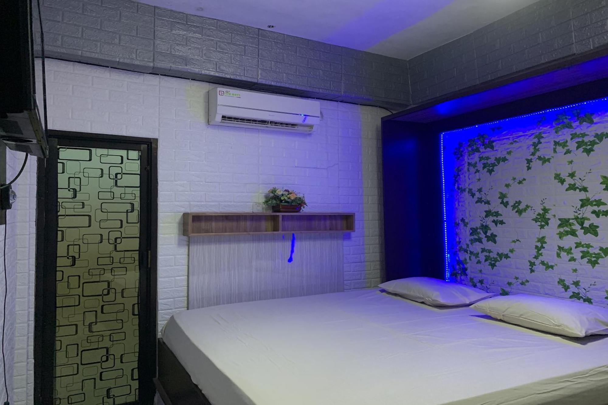 Oyo 91757 Surya Hotelneartaman Anggrek Pkk Watansoppeng Lalabata Exterior foto